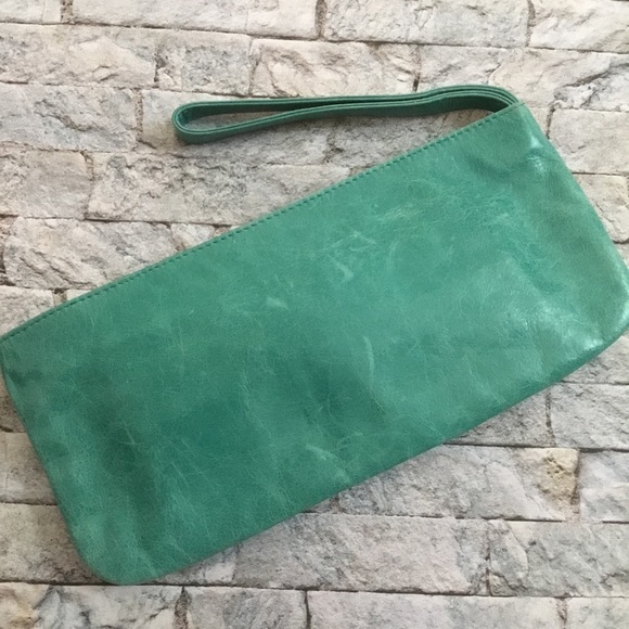 HOBO WEATHERED LEATHER WRISTLET WALLET - Picture 2 of 4